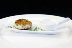 amuse - Balletje van kalkoen met courgette en zure room-sumaksaus