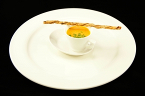 soep - Geel- rode paprikasoep met speksoepstengels