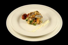 tussengerecht - Lauwwarme groentesalade met huisgerookte forel en mierikswortelsaus