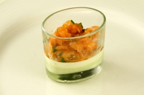 amuse - Pannacotta van asperges met zalmtartaar
