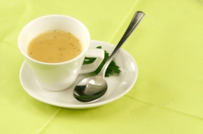 soep - Saffraansoep met pastis en coquilles