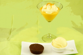 nagerecht - Drieluik van sinaasappel met chocoladecakeje