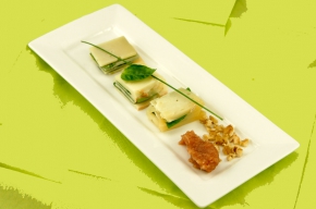 kaas - Drie kazen met basilicum en kweeperencompote