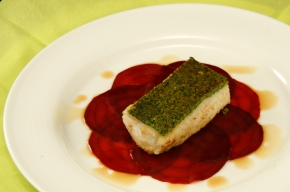 tussengerecht - Heilbotfilet met gratinkorst en rode bietjes