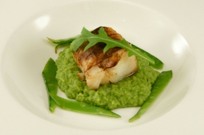 voorgerecht - Skrei in spek met erwtenpuree