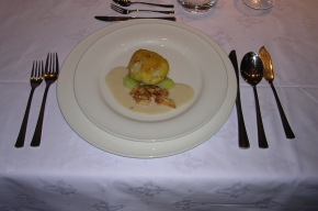 tussengerecht - Kabeljauwfilet in een Aardappeljasje met Mosterdsaus