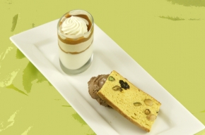 nagerecht - Latte-cotta met chocolade-ijs en kerriebiscotti