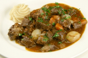 hoofdgerecht - Boeuf bourguignon met een puree van knolselderij