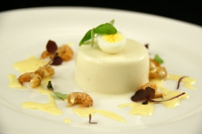 voorgerecht - Aspergebavarois met Hollandse garnalen en Hollandaise saus