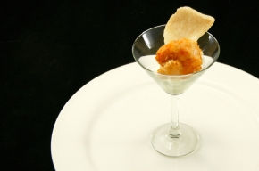 amuse - Krokante scampi met luchtige specerijencrème