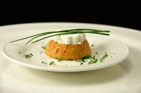 amuse - Mousse van rode paprika met komijngeitenkaas