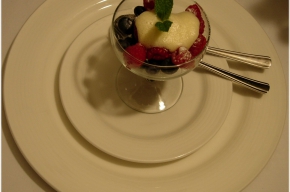 nagerecht - Zabaglione met verse bessen