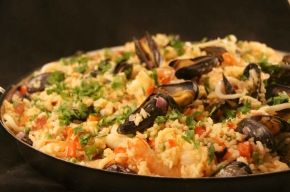 hoofdgerecht - Paella met vis en zeevruchten